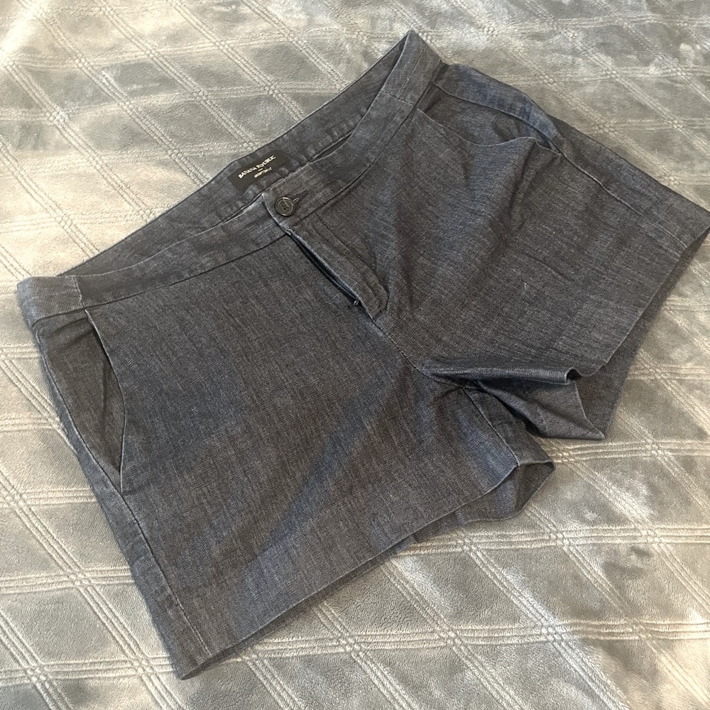 Banana Republic size 8 shorts